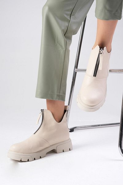 Mio Gusto Jill Beige Women's Boots - Thin Fur, Lined, Zippered and Thick Sole