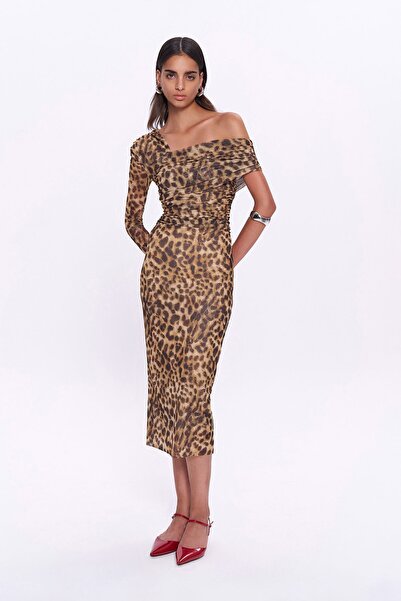 Quzu Коричнева тюлева сукня середньої довжини - з леопардовим принтом і драпіруванням