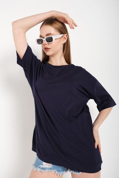 Know Women's Navy Blue Oversize T-shirt