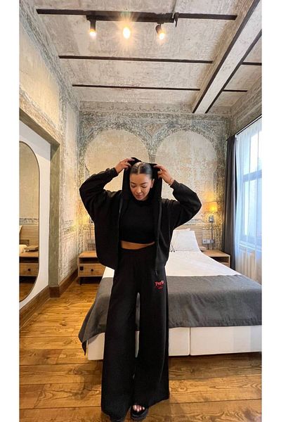 Laluvia Set costum negru brodat Paris