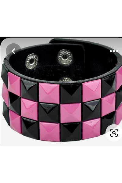 targay Gothic Punk Metallica Pyramid Studded Bracelet