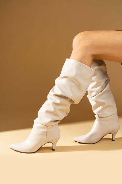 Pembe Potin Γυναικείες μπεζ καθημερινές άνετες μπότες με τακούνι κάτω από το γόνατο