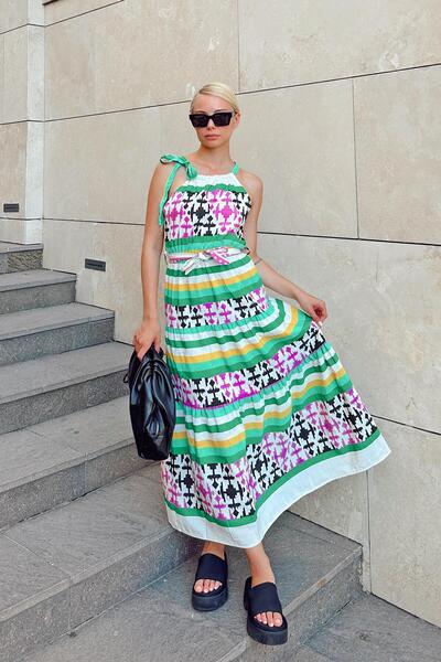 Swist Yeşil Beyaz Çizgili Desenli Yaka ve Bel Bağlamalı Kadın Keten Midi Elbise