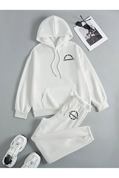 Trendseninle Γυναικεία φόρμα γυμναστικής με 3 κλωστές Λευκό I Am Perfect Printed Oversize Top