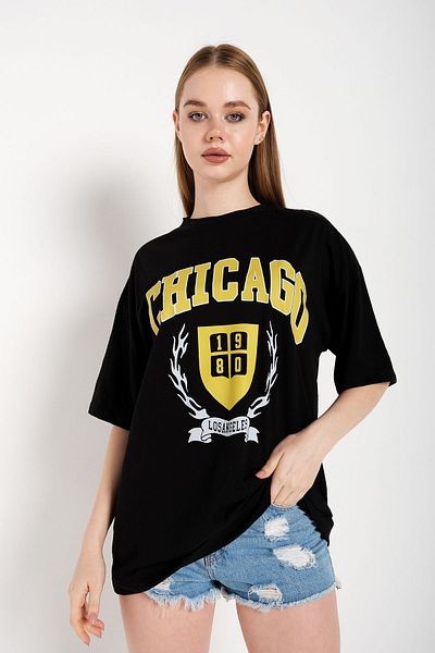 Trendseninle Tricou oversize imprimat Chicago 1980 negru pentru femei