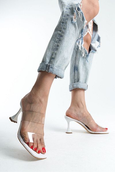 Saltopik Champagne Heeled White Transparent Banded Slippers