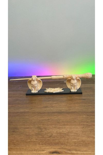 Shaddshop Harry Potter Wand and Wand Stand - Figure
