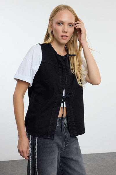 Trendyol Collection Schwarze Oversize-Jeansweste mit Bindeband vorne - Twoaw25ye00063