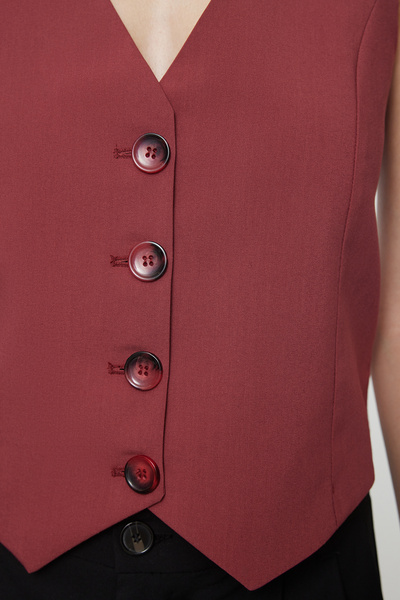 Trendyol Collection Claret Red Premium Buttoned Crop Woven Vest Twoaw24Ye00061