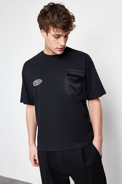 Trendyol Collection Black Oversize Printed Cotton T-Shirt with Pocket Detail, 100% Cotton, Plus Size Tmnss24Bf00026