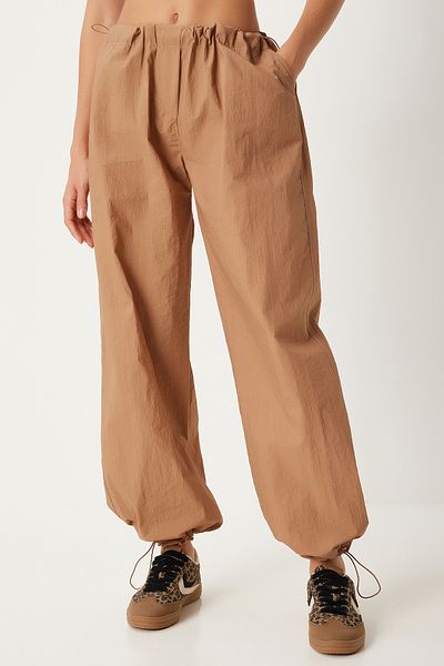 Happiness İstanbul Beige Shalwar-Hose aus Fallschirmstoff für Damen – mit Taschen FN03274