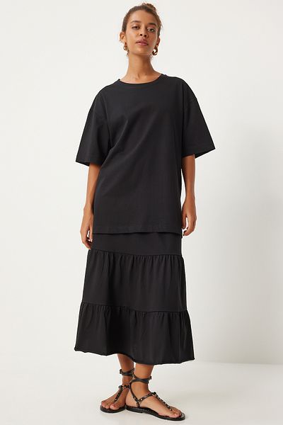 Happiness İstanbul Black Oversize T-Shirt and Flounce Knitted Skirt Set - UB00291
