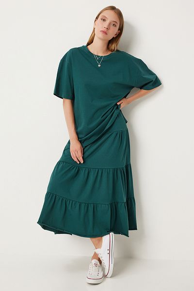 Happiness İstanbul Smaragdgrünes Oversize-Set aus T-Shirt und Volantrock für Damen - UB00291