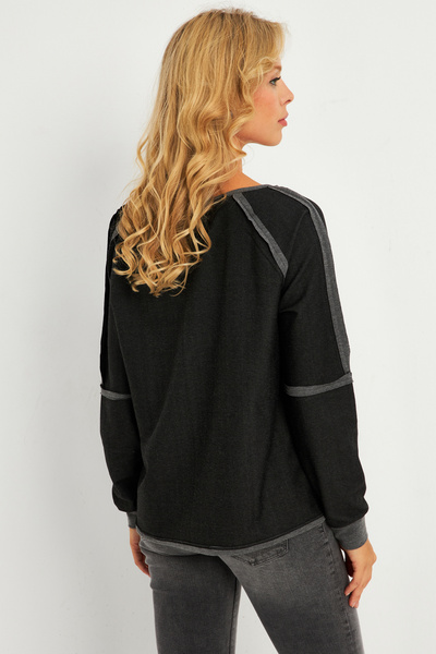 Cool & Sexy Kadın Antrasit Kayık Yaka Ters Dikişli Sweatshirt TF10