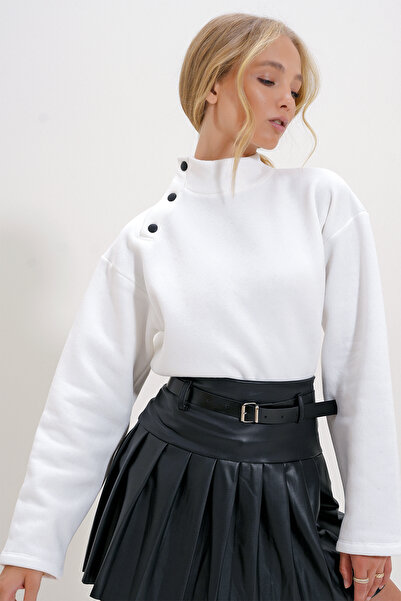 Trend Alaçatı Stili Dámská mikina White Stand Collar Snap Closure - ALC-X12479