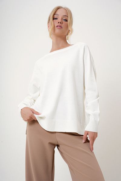 Trend Alaçatı Stili Γυναικεία πλεκτά μπλούζα - Off White, Boat Neck, Slit Detail, FlowY ALC-X12503