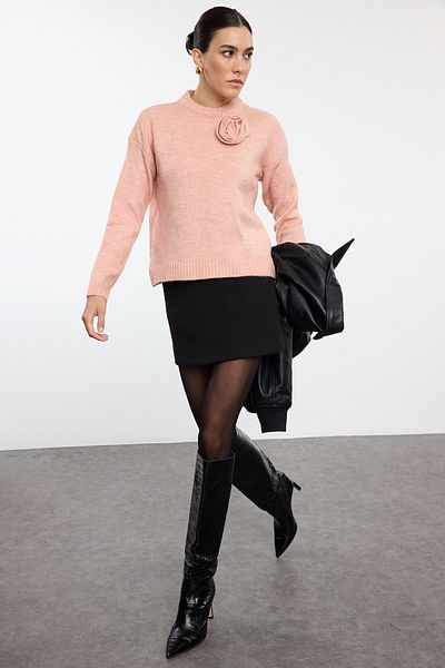Trendyol Collection Pulover din tricotaje moi - Detaliu trandafir pudrat, TWOAW25KZ00094