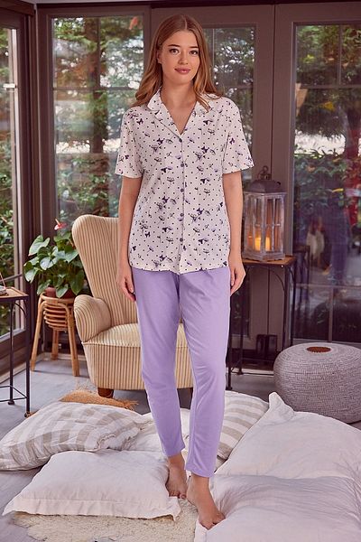 Zeyland Women's Buttoned Short Sleeve Pajama Set