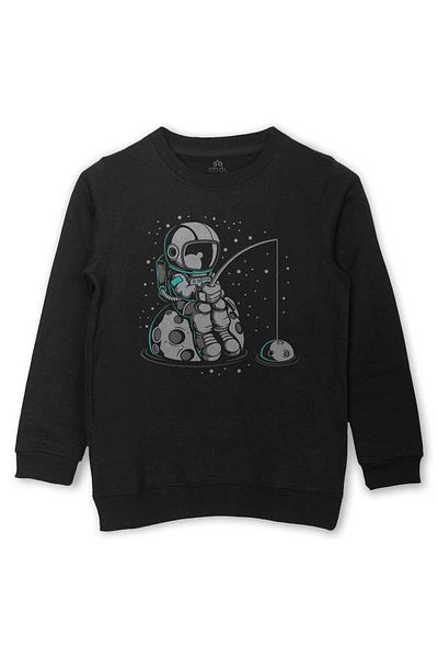 so cool Детски суитшърт с щампа Cosmos Space Planet - черен астронавт