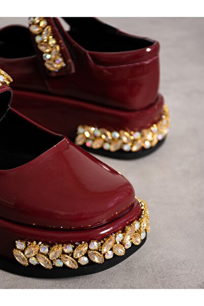 Alemdar Shoes Бордови лачени мокасини VORD - Дамски обувки с каменни детайли