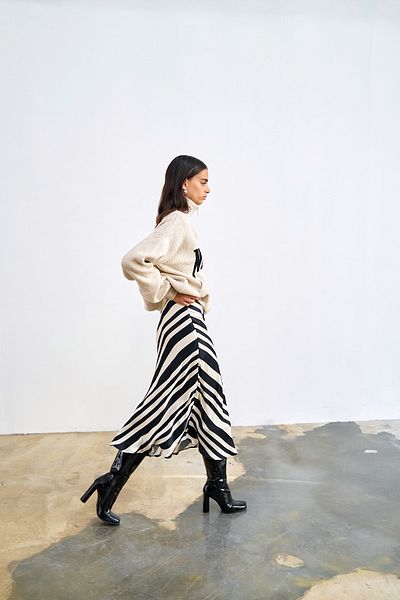 Quzu Black Satin Midi Striped Skirt