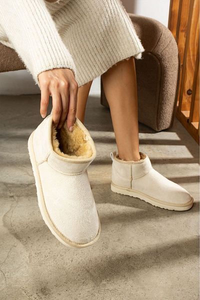 Ecru Ultra Mini Beige Γυναικείες Μπότες με Γούνα Εσωτερικά Flat Sole (3 CM) Γυναικεία Παπούτσια (HUG)