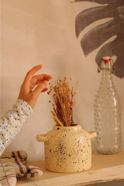 Hoyatap El Yapımı Mini Kulplu Seramik Vazo / Dekoratif Mini Kaşıklık