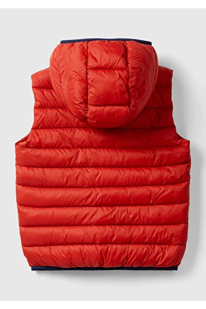 United Colors of Benetton Erkek Çocuk Kırmızı Logolu İnce Puffer Yelek