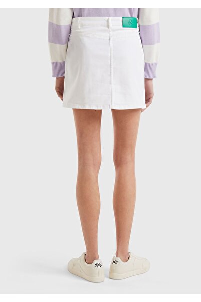 United Colors of Benetton Fusta mini albă - damă, elastică, bumbac și fermoar lateral