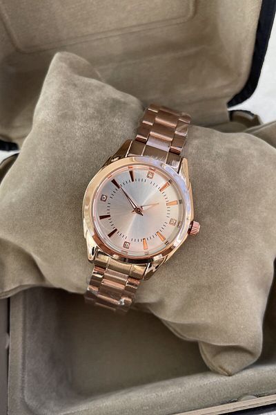 Leerybee Women's Wristwatch