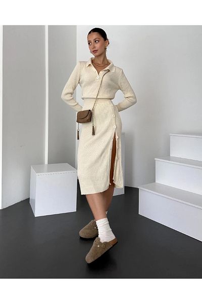 zucamoda Πλεκτό φόρεμα Polo Neck Slit Detailed Buttoned - Κρεμ φόρεμα