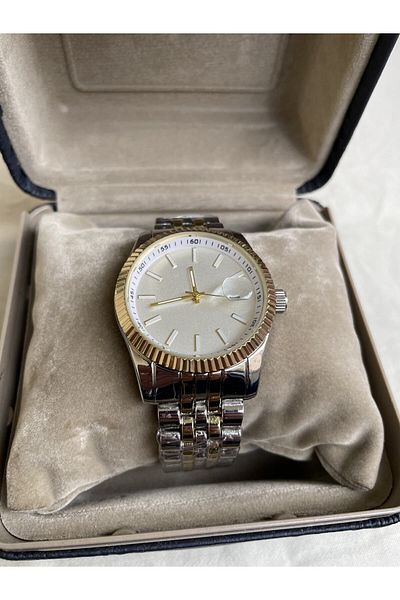 Leerybee Silver Gold Color Unisex Premium Wristwatch