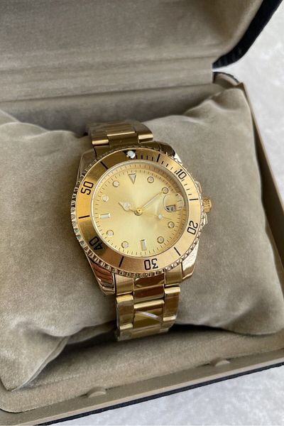 Leerybee Black Premium Calendar Women's Wristwatch