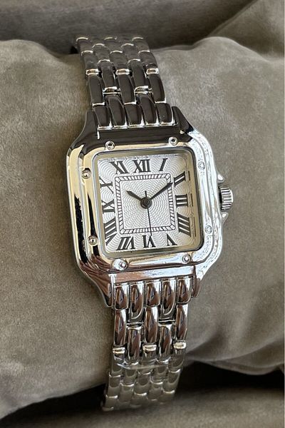 Leerybee Timeless Elegance! The Most Popular Wristwatch for Women