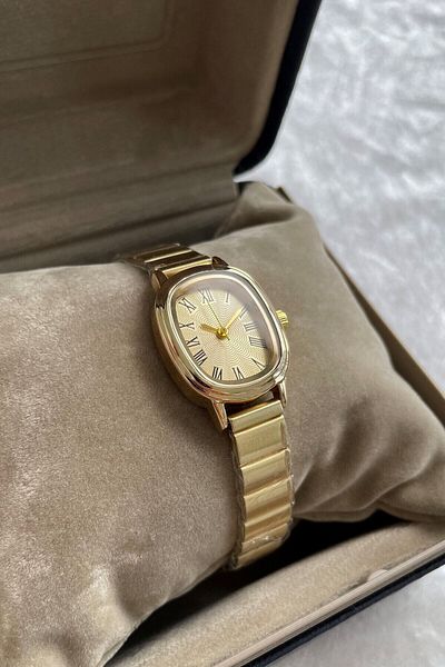 Leerybee Reward Yourself with Dazzling Designs! Best Women's Wristwatches