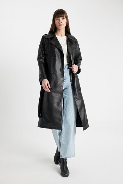 DeFacto Wasserabweisender Trenchcoat aus Kunstleder – zweireihiges Revers, Knopfgürtel, Tasche A7960ax24au