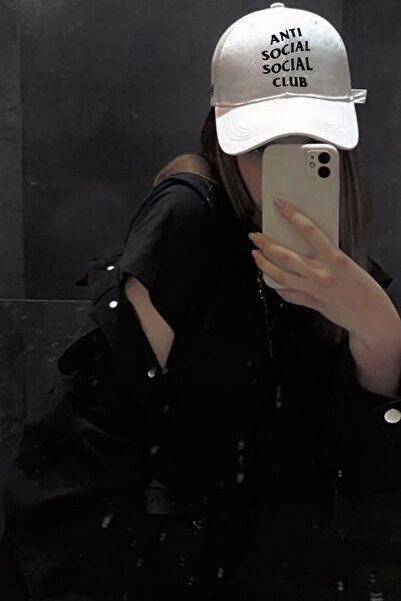 GOSSİP TEAM Anti Social Club - Дизайн білої кепки