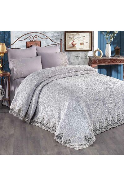 Golden Home Banu French Laced Double Bedspread Blanket Set
