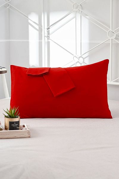 EVA 2 Pieces Red Ranforce Fabric Covered Pillow Case - 50x70 Cm