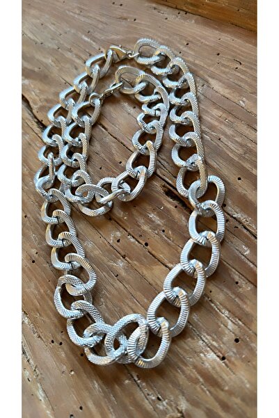 by özllem طقم قلادة وسوار بتصميم سلسلة