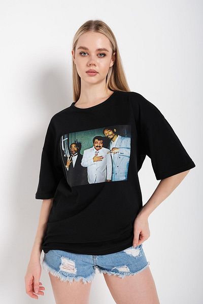 Know Tricou cu imprimeu Gürses, negru, pentru femei