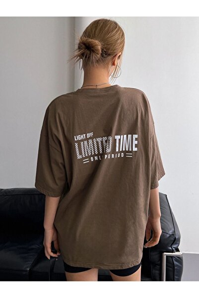 Know Dámské hnědé oversize tričko s časově omezeným potiskem