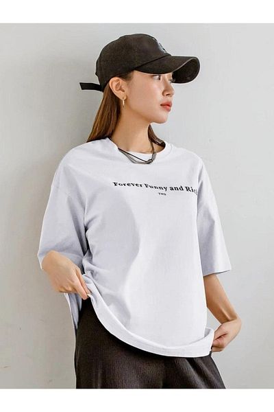 Know Women's White Funny And Rich Printed Oversize T-Shirt