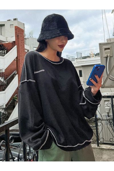 Know Schwarzes Amusements bedrucktes Oversize-Sweatshirt für Damen – Rundhalsausschnitt