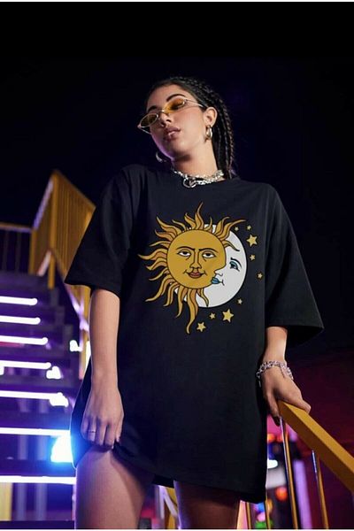 Know Tricou de damă negru cu imprimeu Soare și Lună