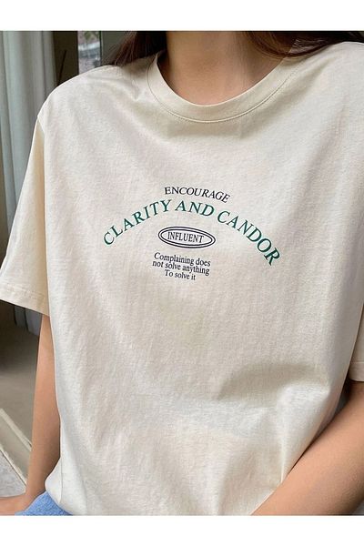 Know Γυναικείο μπλουζάκι σε μπεζ Clarity And Candor printed Oversize
