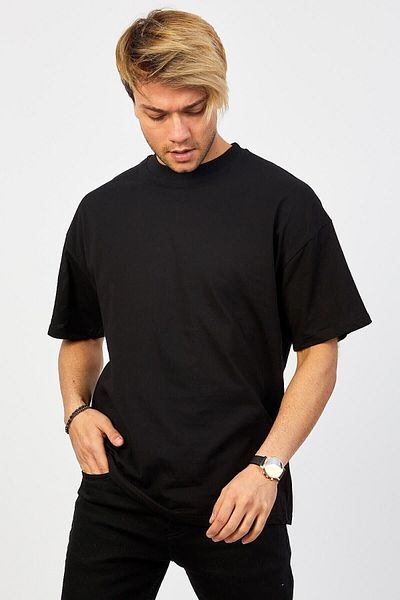 Know Μαύρο μονόχρωμο μπλουζάκι Oversize