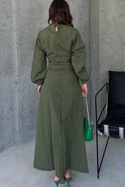 Know Khaki dámské šaty – design v pase s páskem