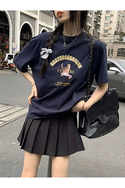 Know Women's Navy Blue Scade Board Club Printed Oversize T-shirt