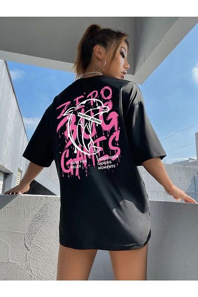 Know Women's Black Zero Bug Games Printed Oversize Crew Neck T-Shirt